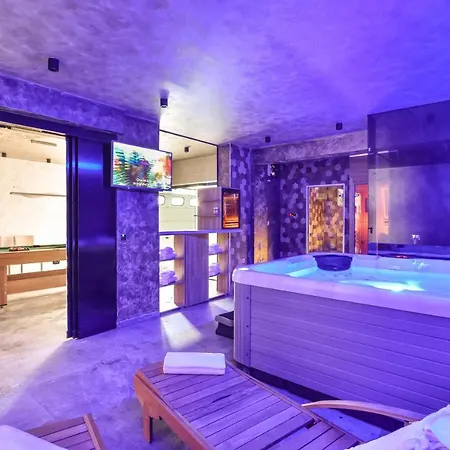 Exclusive Holiday Apartments&rooms Apartmanhotel