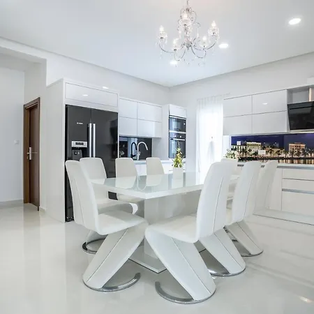 Exclusive Holiday Apartments&rooms Split