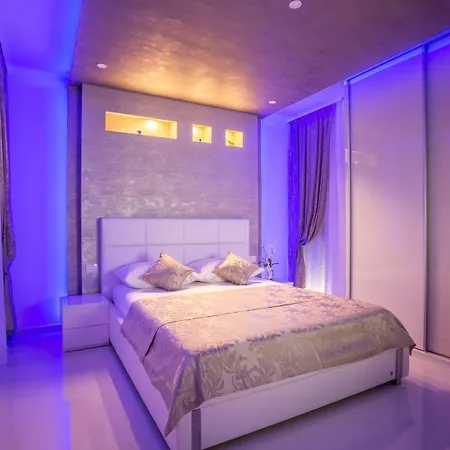 Exclusive Holiday Apartments&rooms Apartmanhotel Split