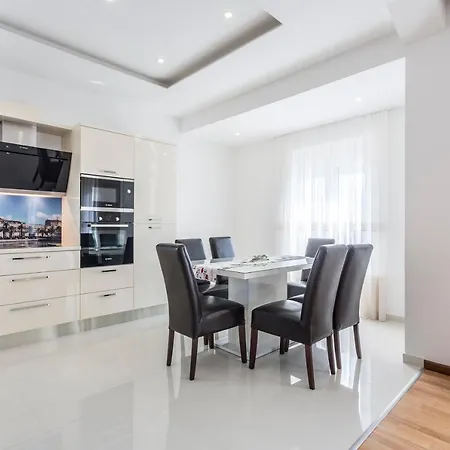 Apartmanhotel Exclusive Holiday Apartments&rooms Split