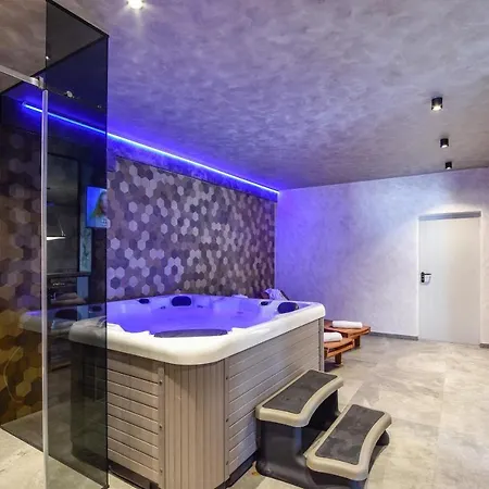 Exclusive Holiday Apartments&rooms Split