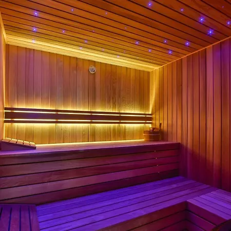 Exclusive Holiday Apartments&rooms 4*